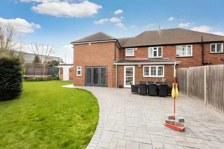 House Altwood Road in Maidenhead