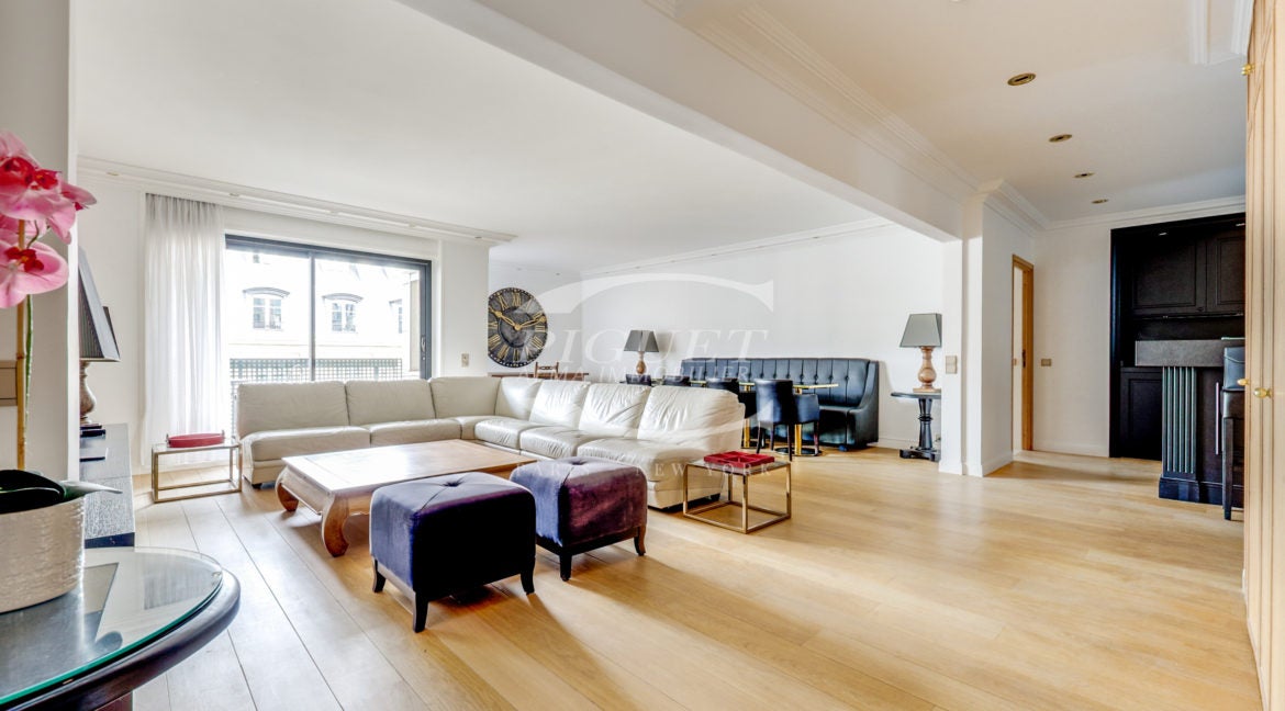 Appartement Place du Trocadéro à Paris