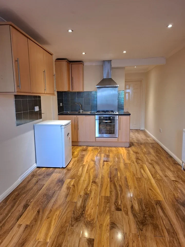 Flat Hammond Road in Greater London