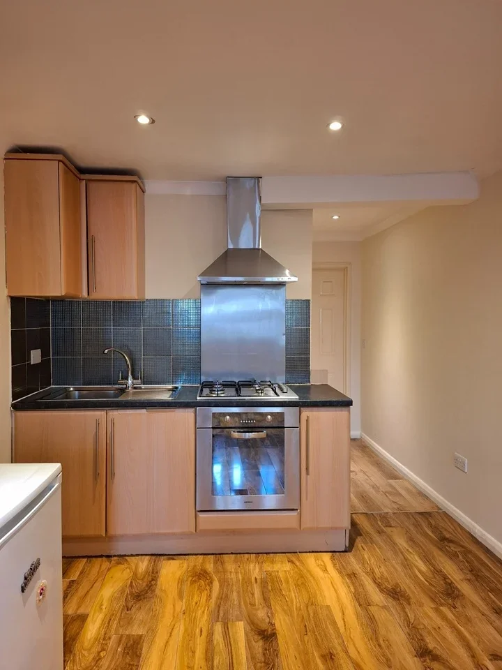 Flat Hammond Road in Greater London