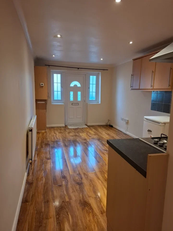 Flat Hammond Road in Greater London