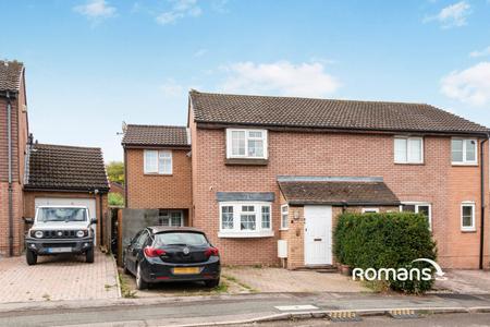 House Tippett Gardens in Basingstoke