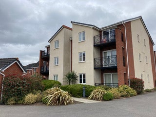Flat Welbury Road in Leicester