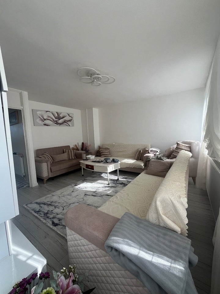 Flat Park Lane in Greater London