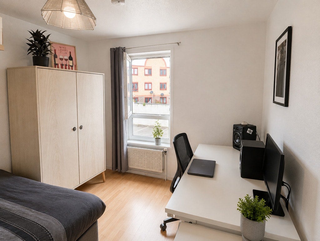Room Patriot Square in Greater London
