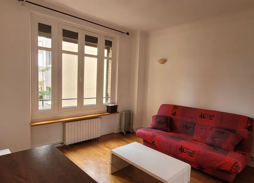 Flat Avenue Victor Cresson in Issy-les-Moulineaux