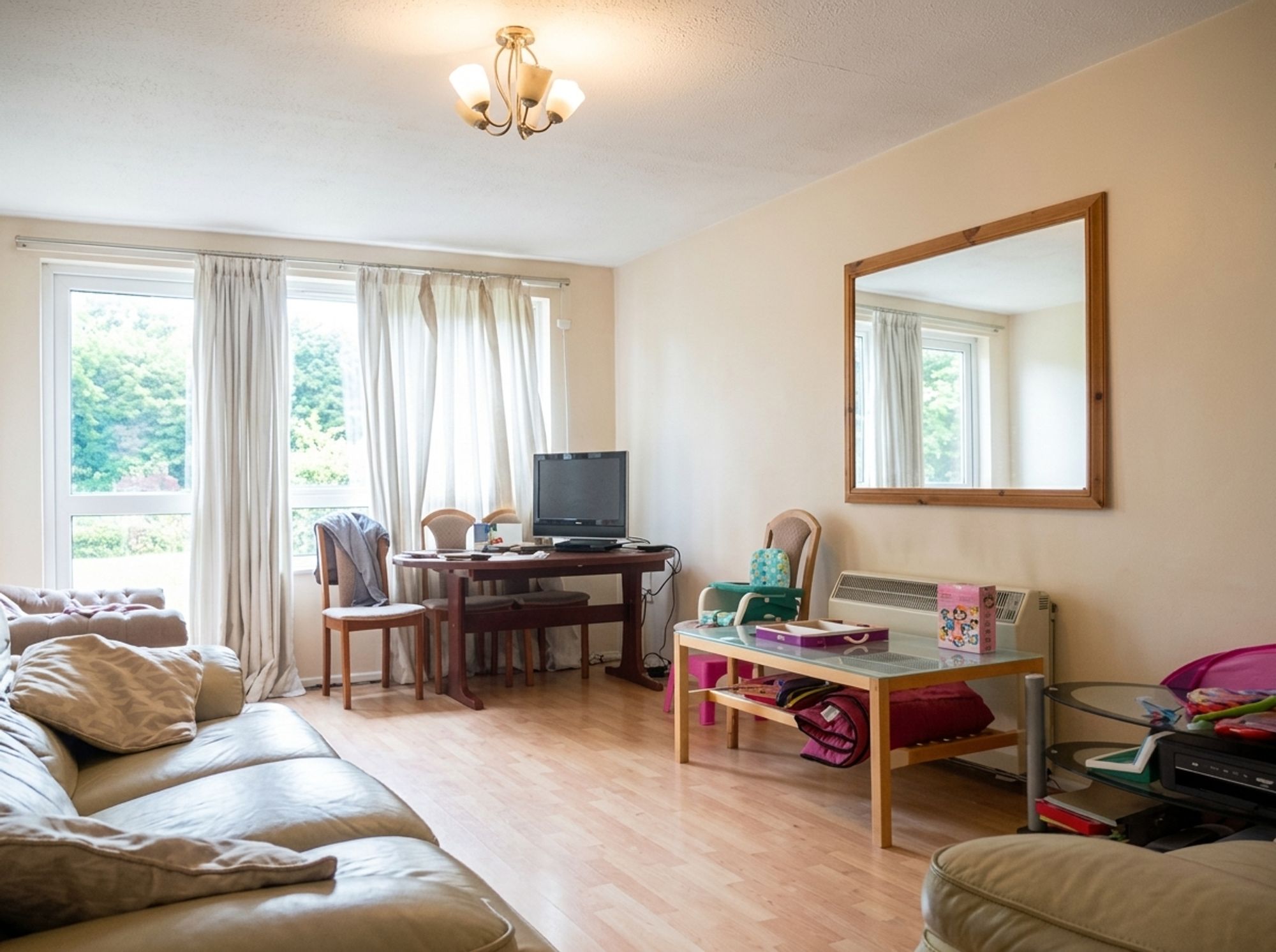 Flat Durham Road in Greater London