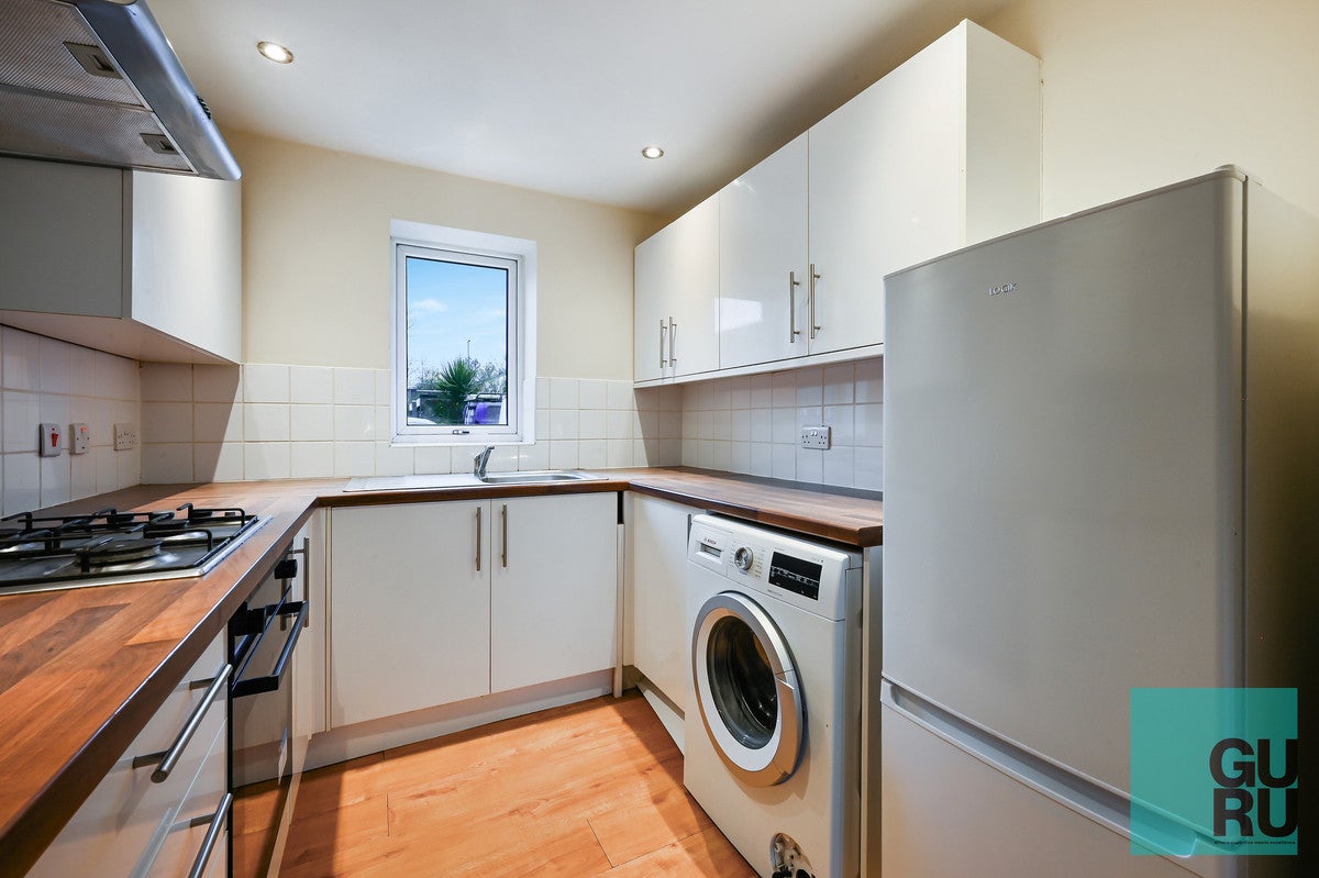 House Coombe Lane in Greater London