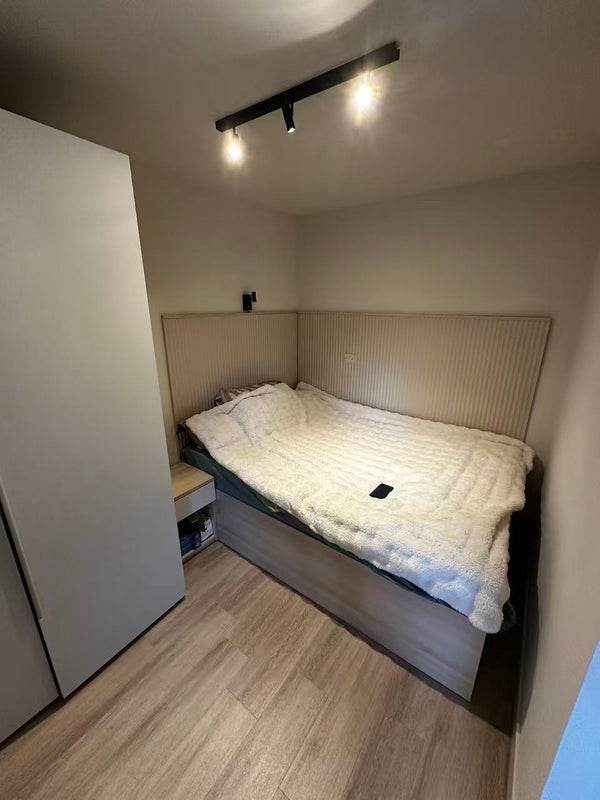 Room Gibson Street in Glasgow