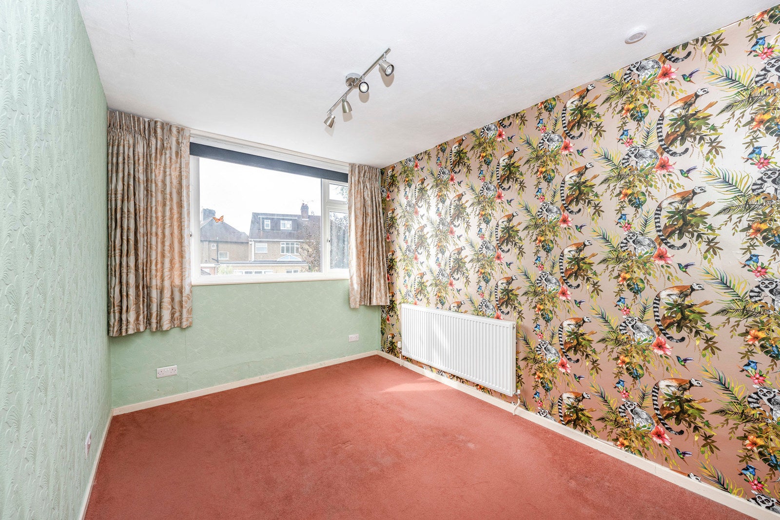 House Kneller Road in Greater London