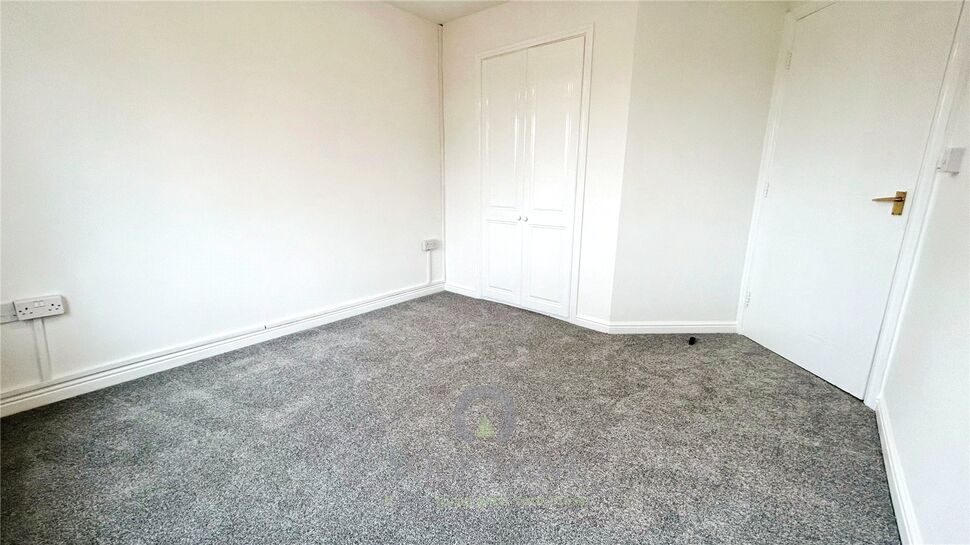 Flat Redbourne Drive in Greater London