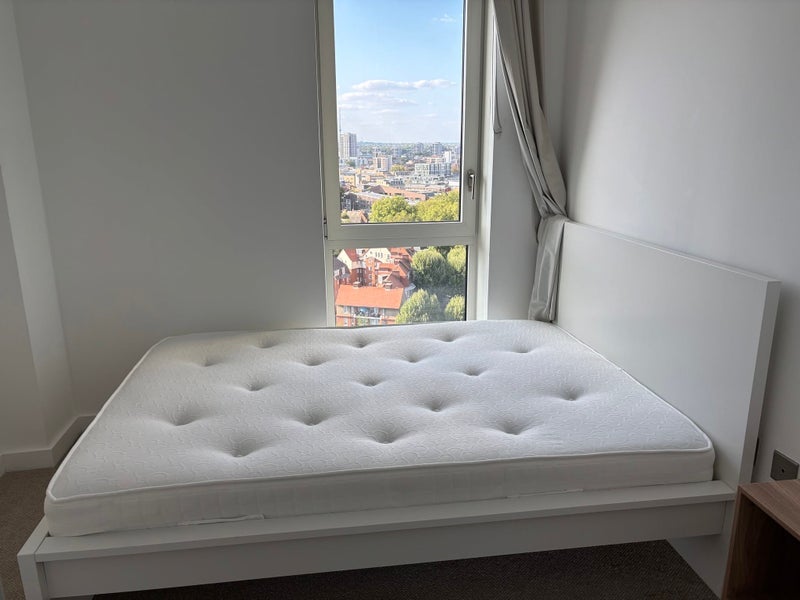 Flat Bethnal Green Road in Greater London