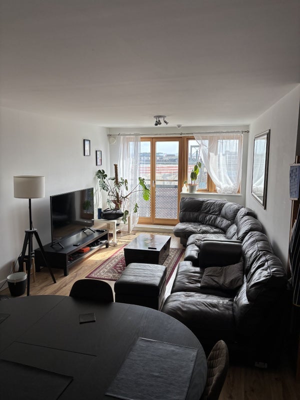 Room Mile End Road in Greater London