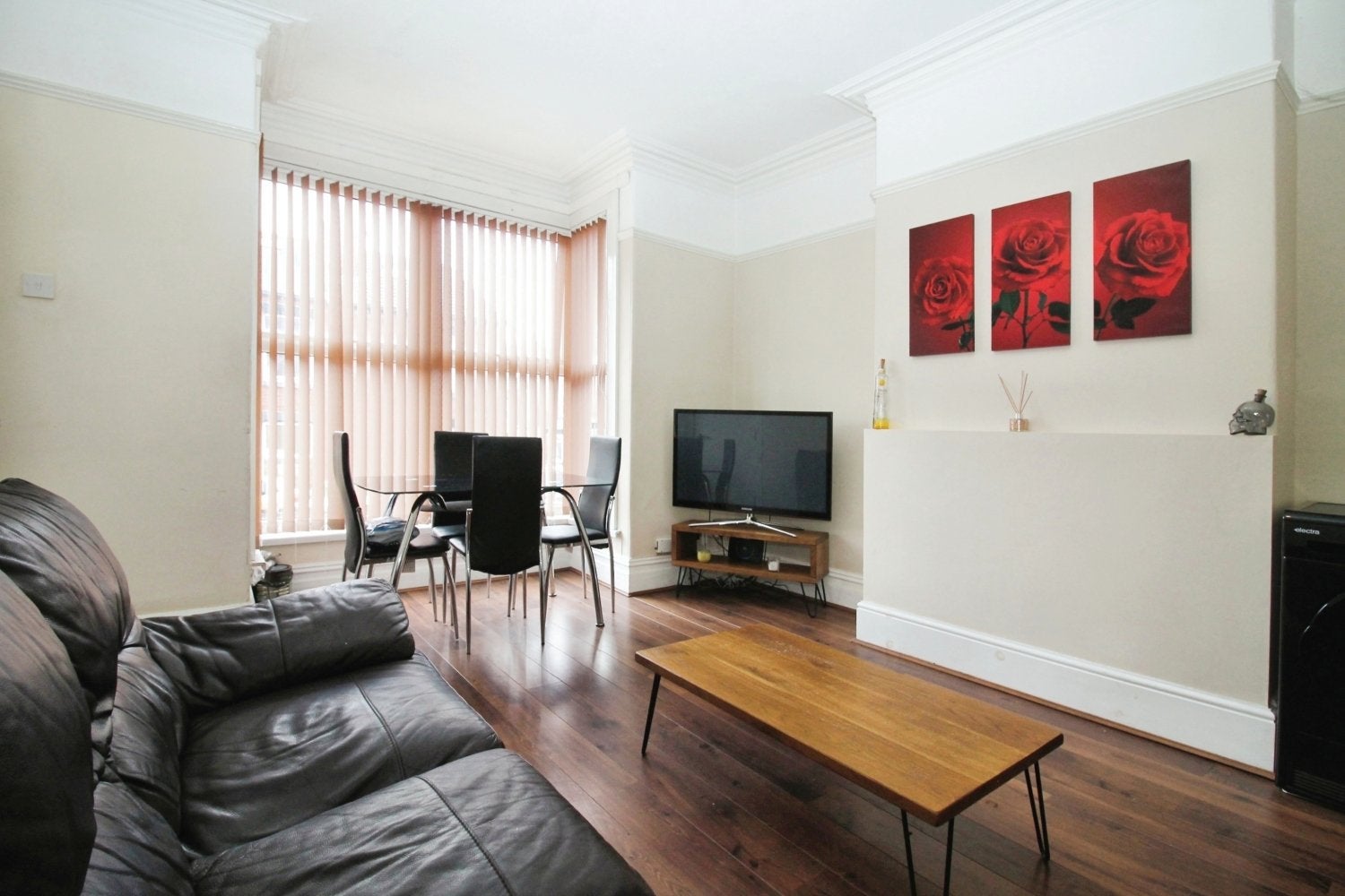 Room Trelawn Terrace in Leeds