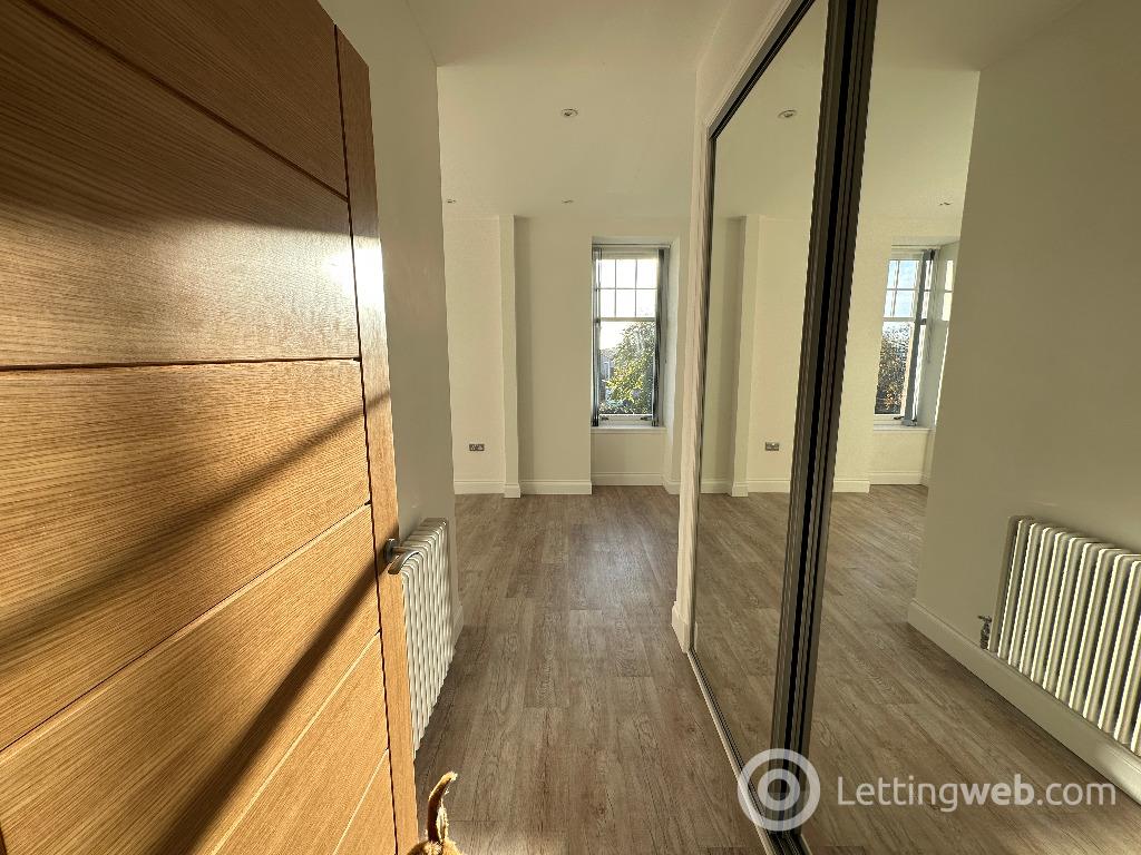 Flat Tay Street in Monifieth