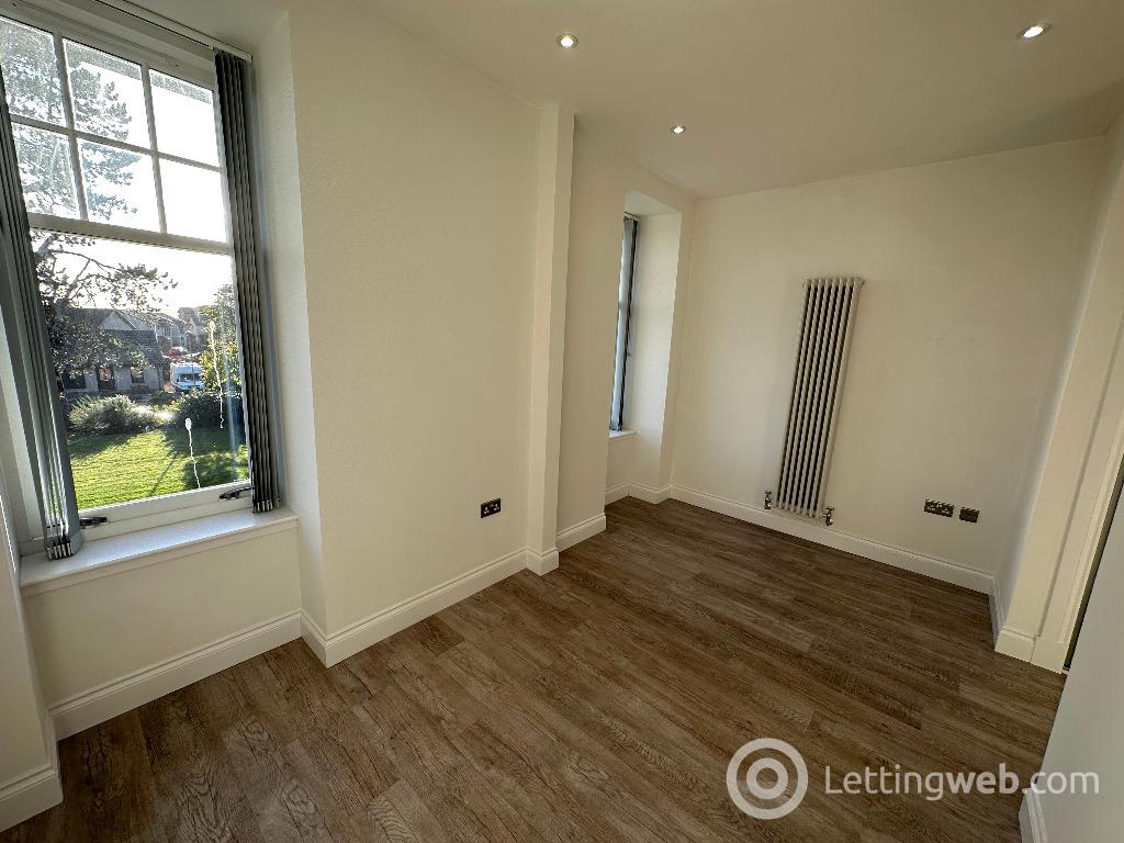 Flat Tay Street in Monifieth