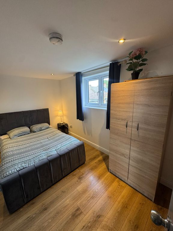 Room St. Barnabas Street in London