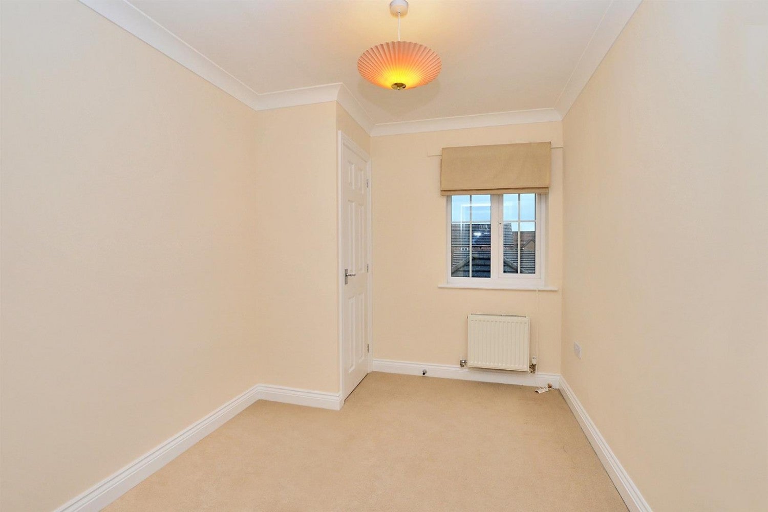 Flat Vixen Drive in Rushmoor