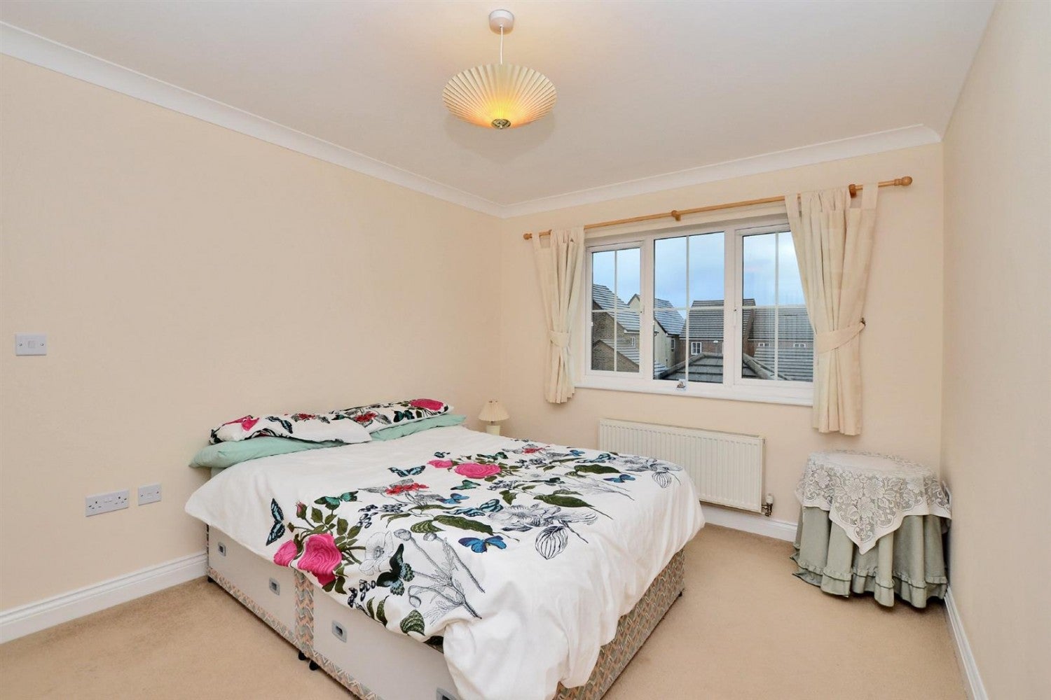 Flat Vixen Drive in Rushmoor