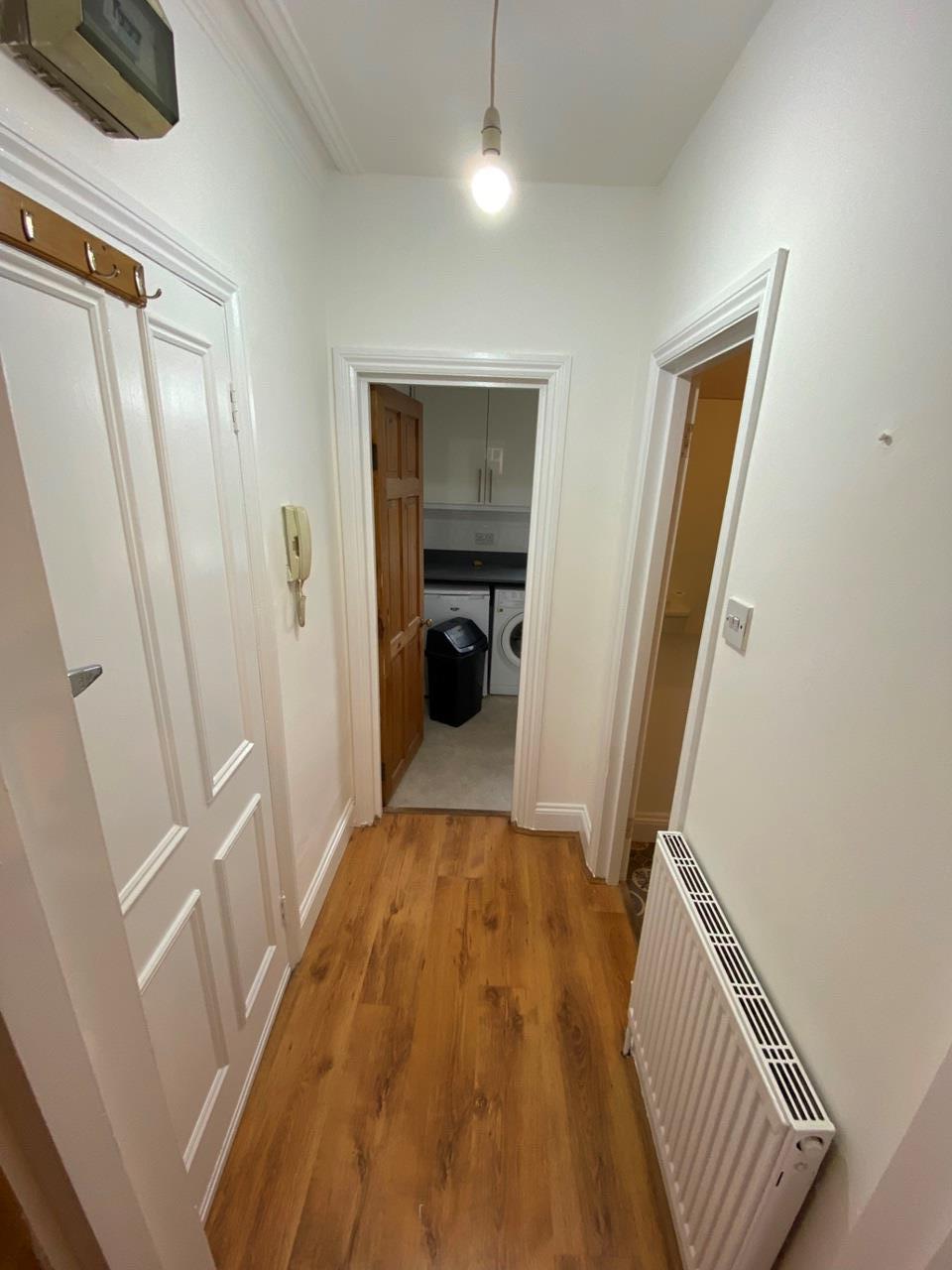 Flat Stroud Green Road in Greater London