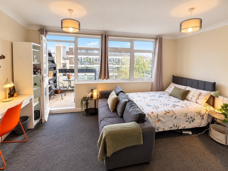 Room Chart Street in Greater London