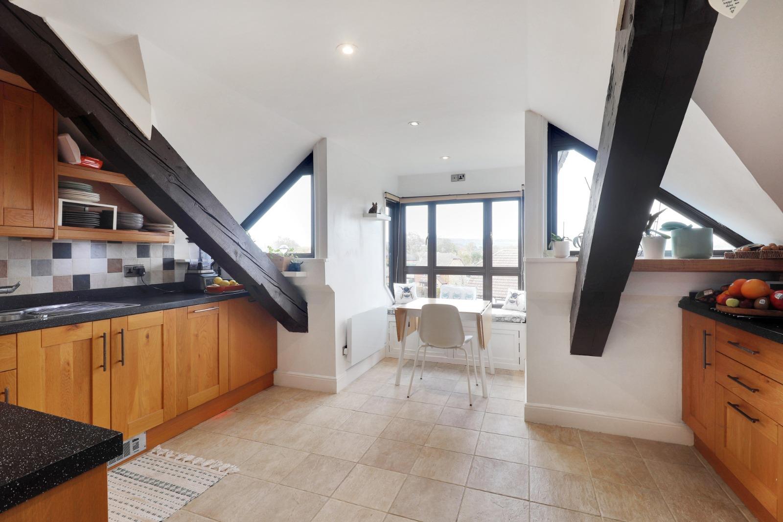 Flat Carpenters Lane in Tonbridge and Malling