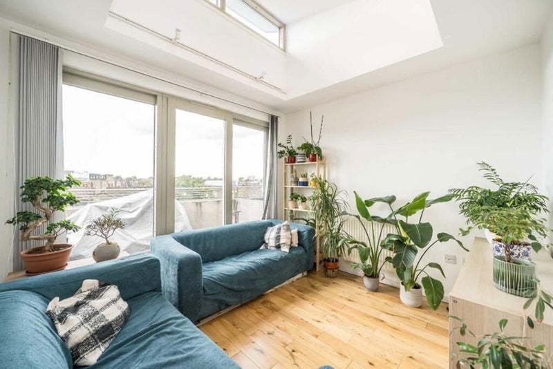 Room Clitheroe Road in Greater London
