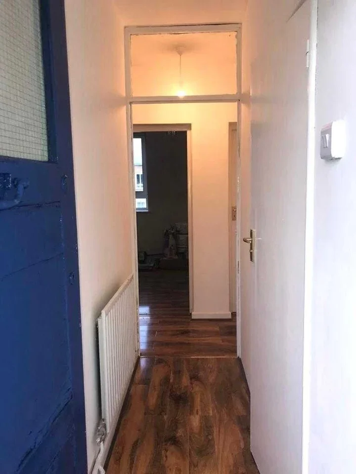 Room North End Road in Greater London