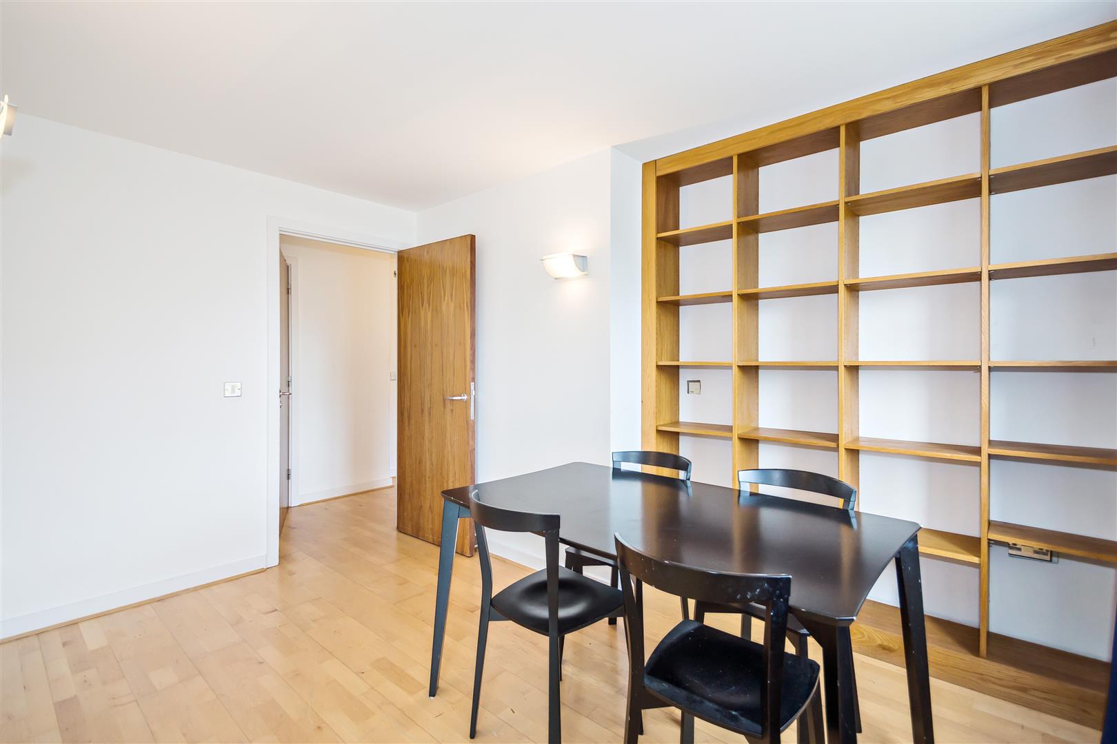 Flat Wilmington Square in Greater London