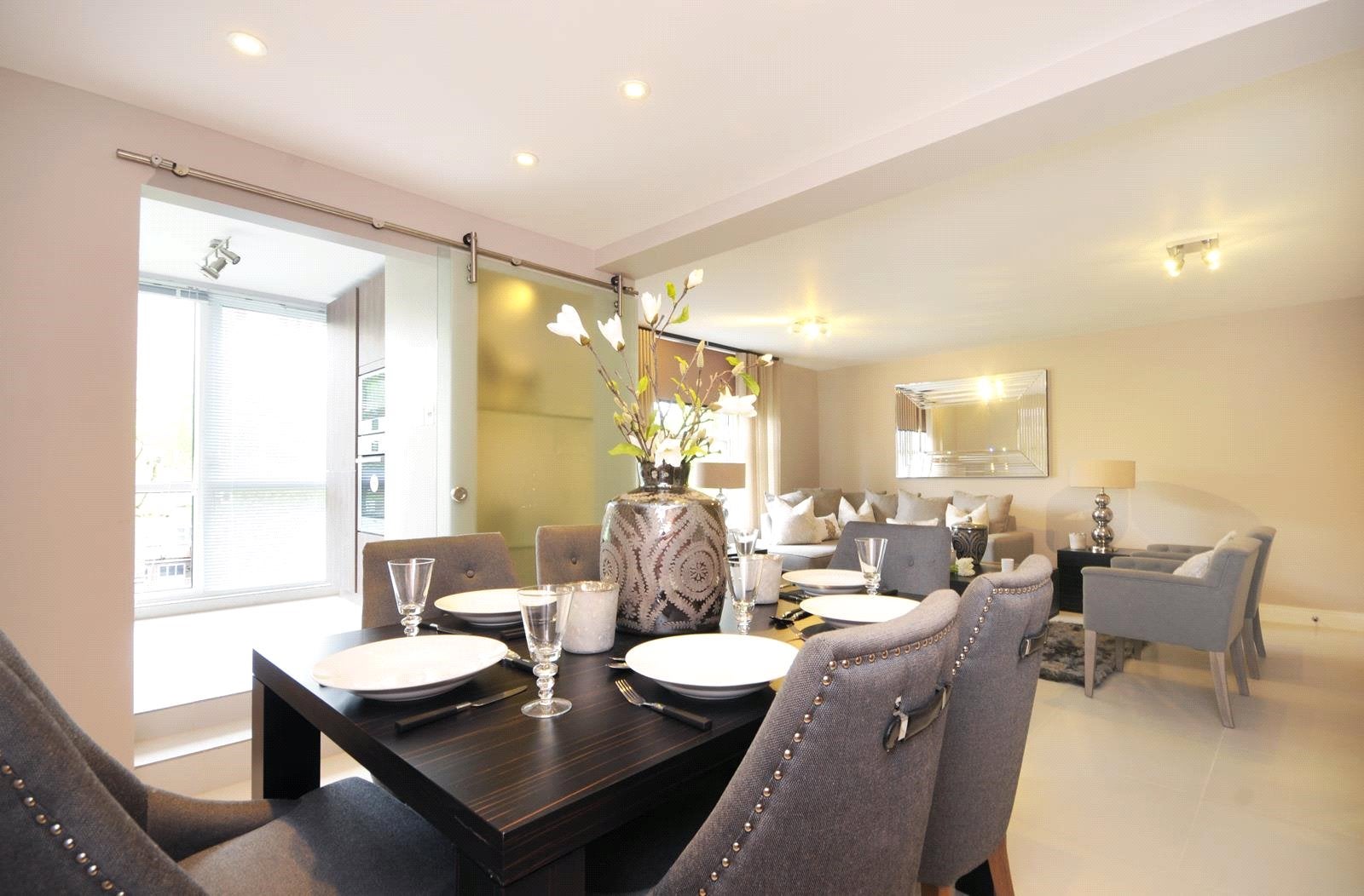 Flat Boydell Court in Greater London