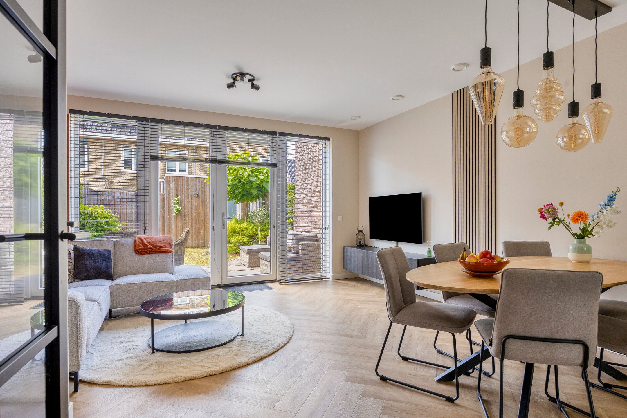 Tussenwoning te koop: Maria van Oosterwijckstraat 4, Zoetermeer