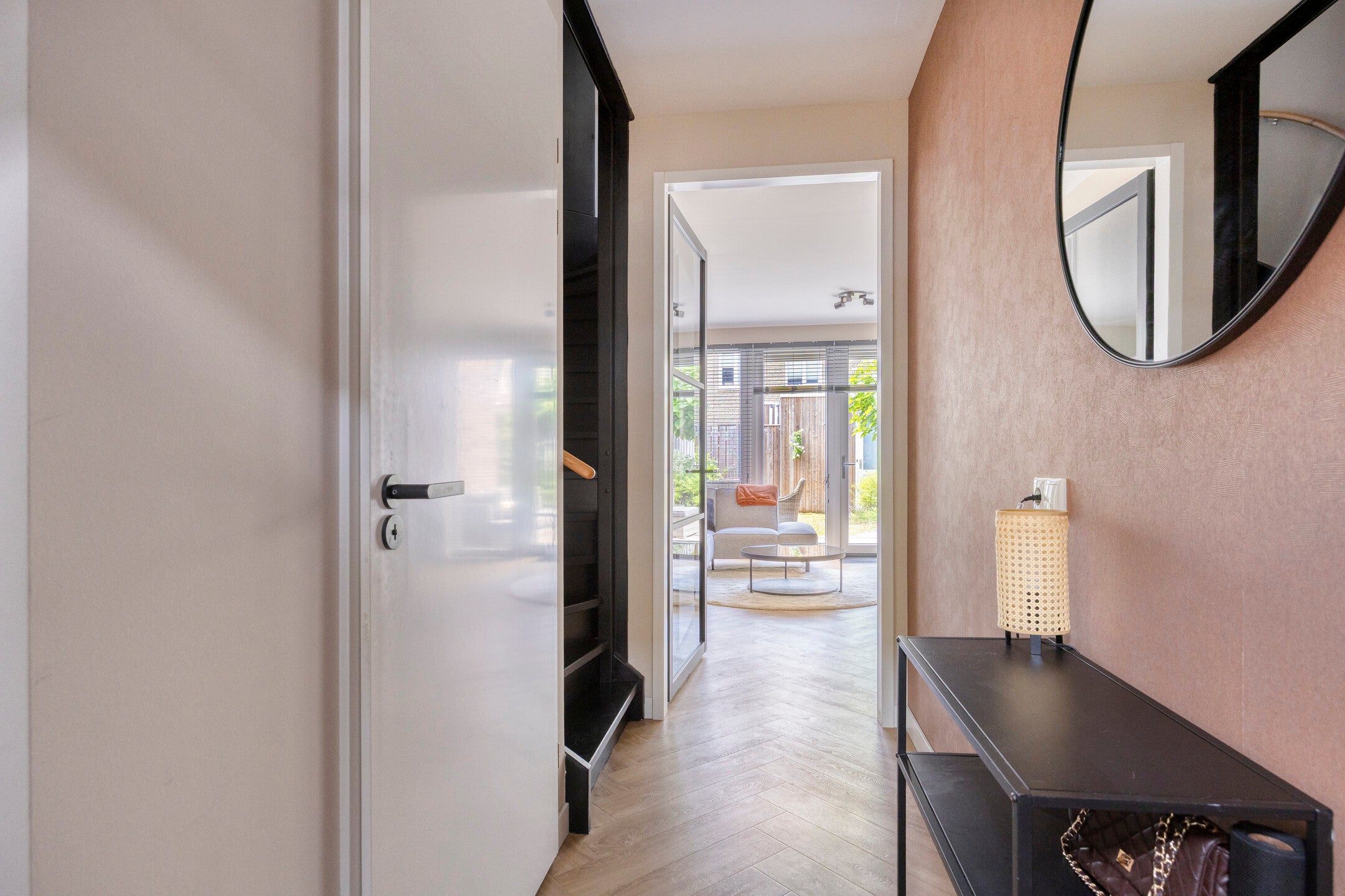 Tussenwoning te koop: Maria van Oosterwijckstraat 4, Zoetermeer