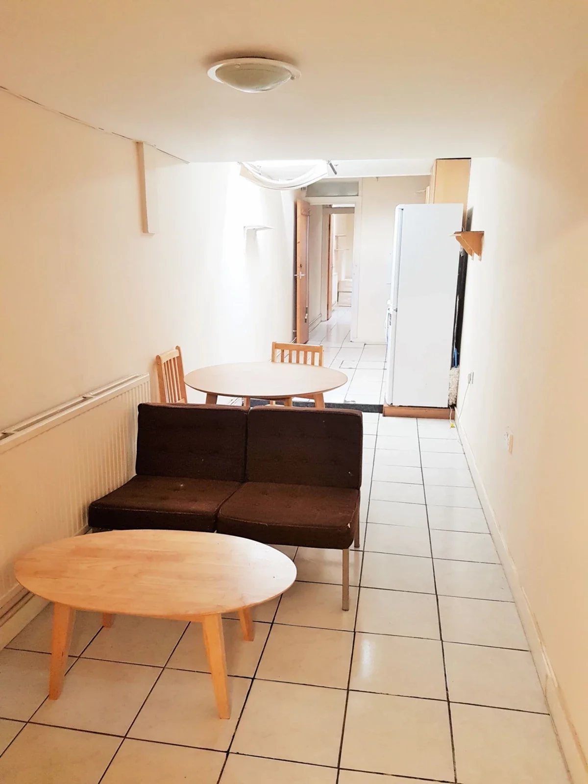 Flat Pemberton Road in Greater London