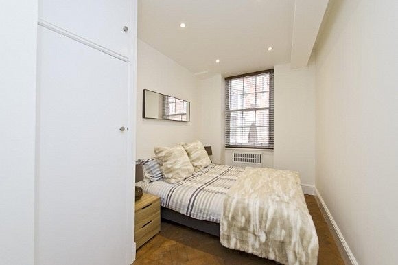 Flat Queensway in City of Westminster