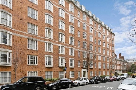 Flat Queensway in City of Westminster