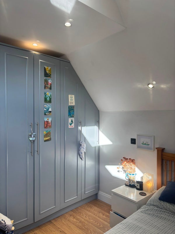 Room Robinson Road in Greater London