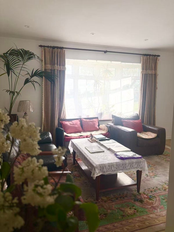 Room Englefield Crescent in Greater London