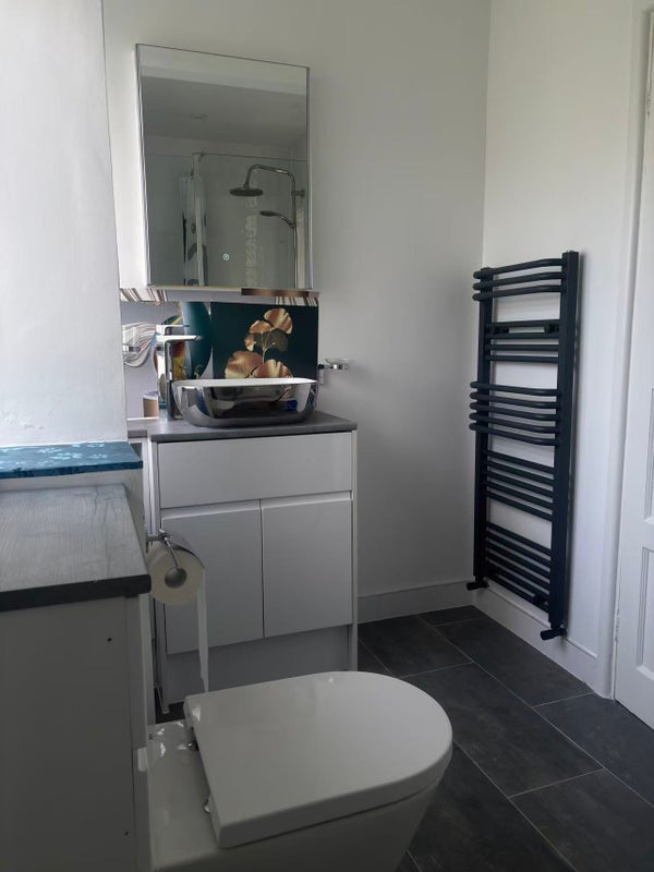 Room Englefield Crescent in Greater London