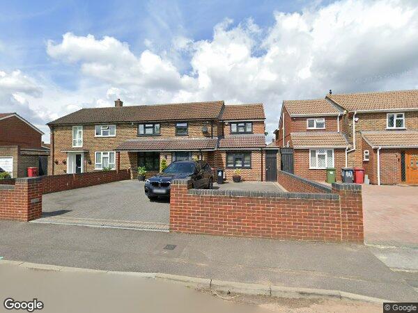Flat Nash Road in Slough