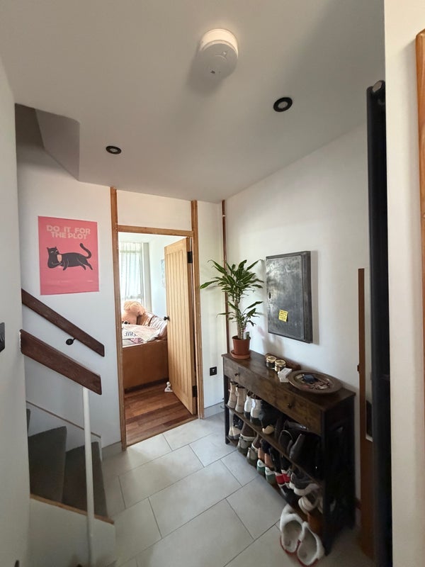 Flat Cephas Street in Greater London