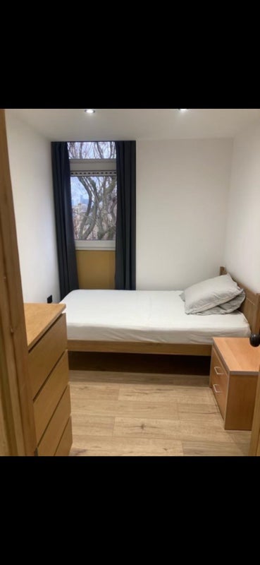 Flat Cephas Street in Greater London