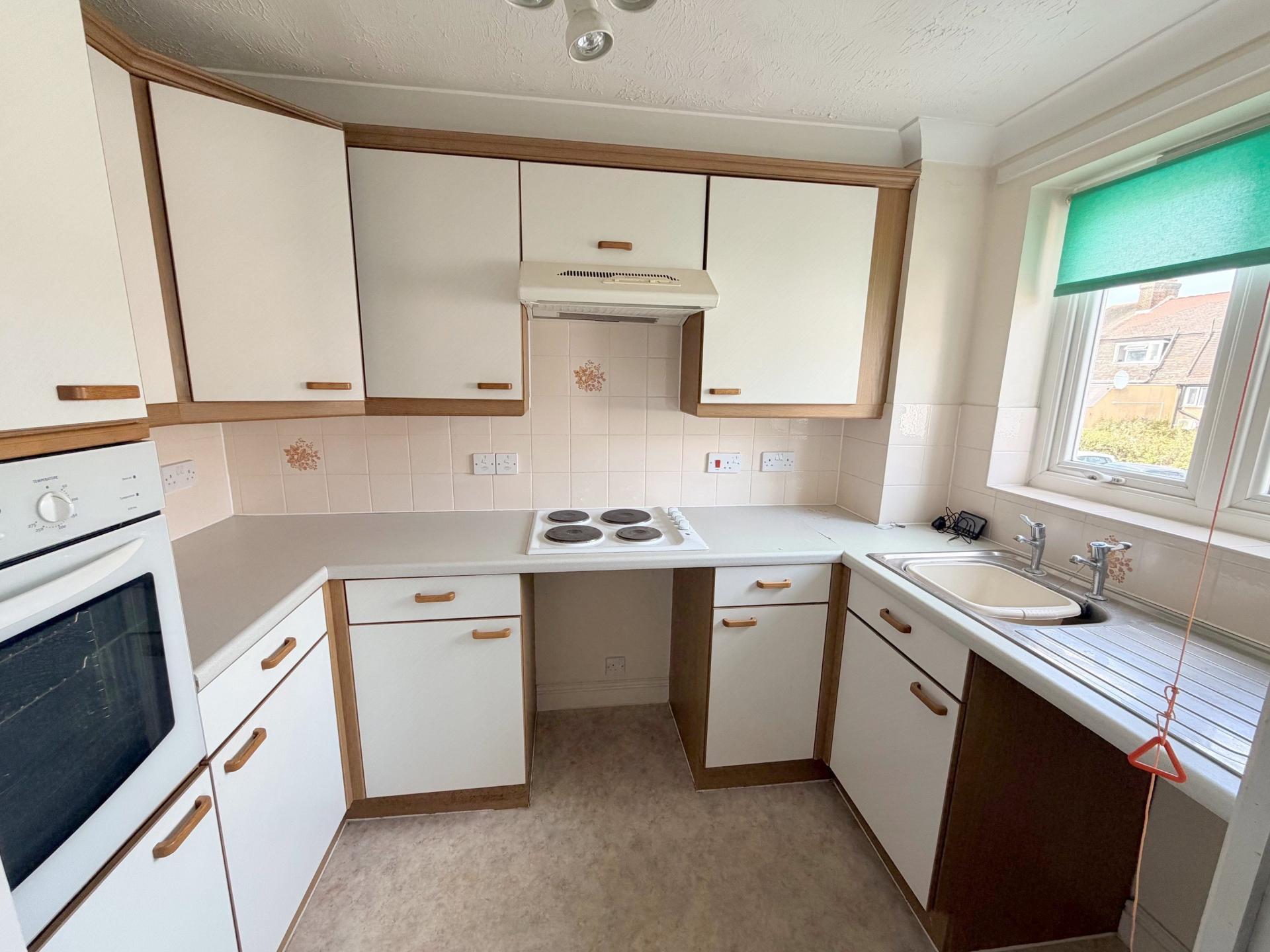 Flat Darkes Lane in Hertsmere