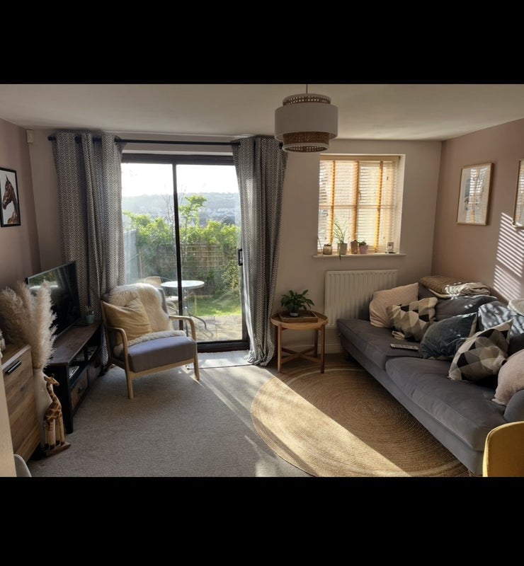 Room Argus Court in Bristol