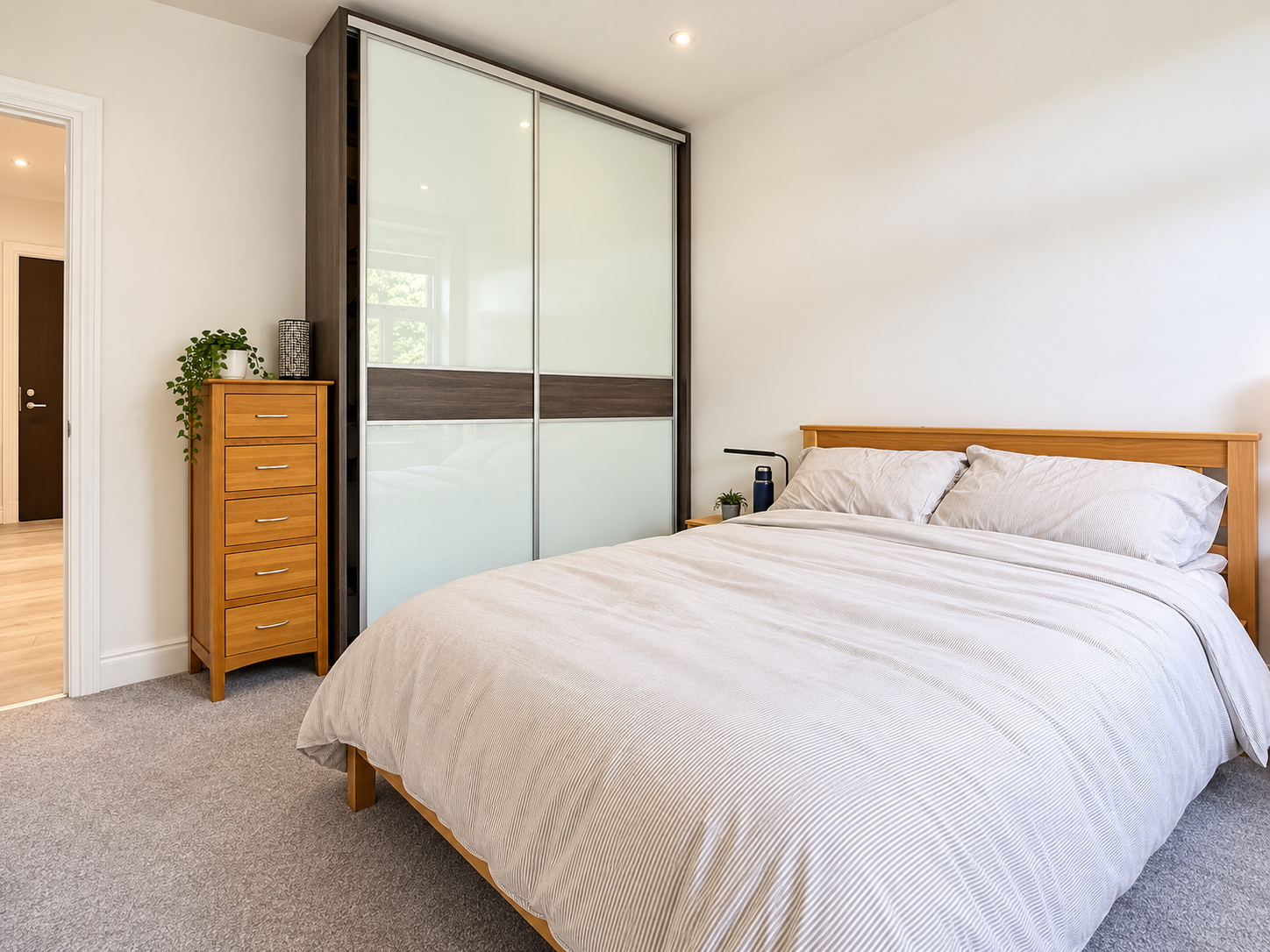 Flat Winchester Street in Basingstoke and Deane