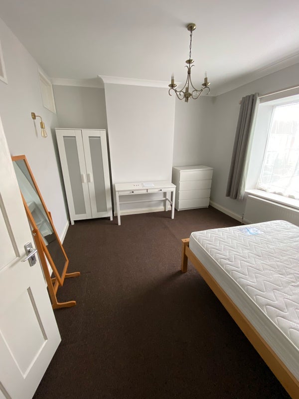 Room Albert Parade in Bristol