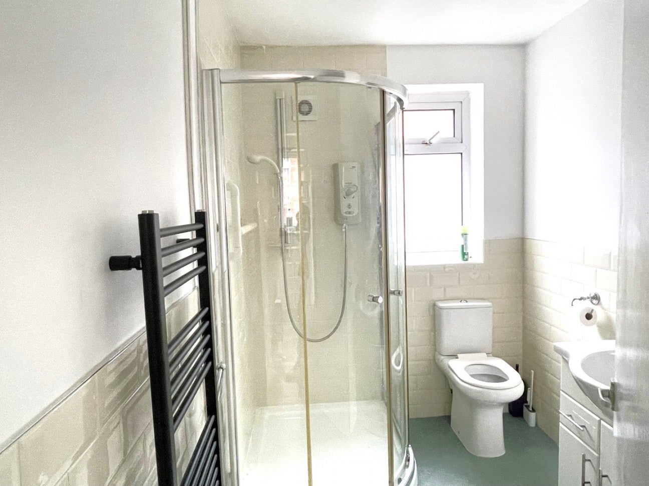 Flat Eskdale Grove in Farnworth