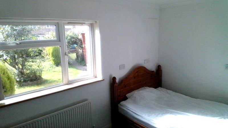 Room Climping Road in Crawley
