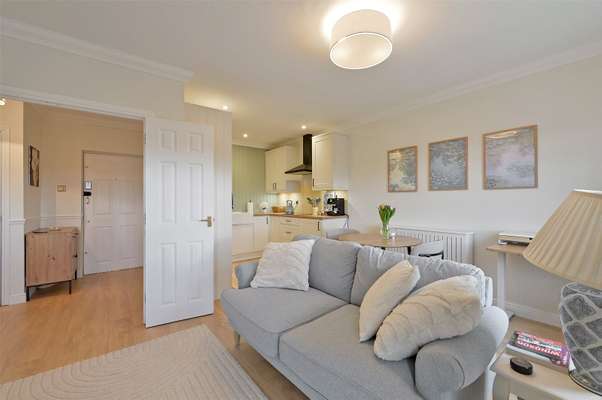 Flat A308 in Windsor