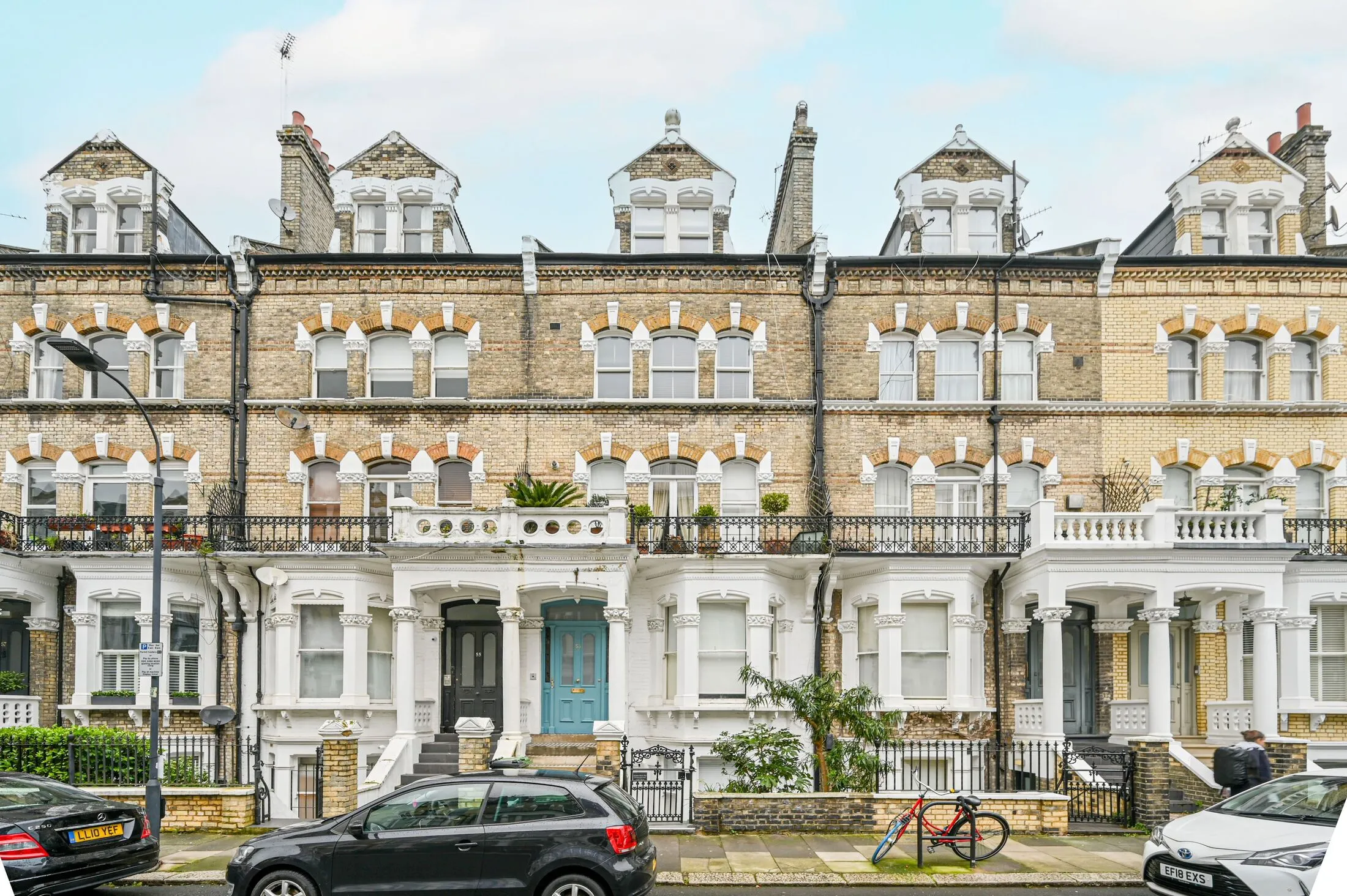 Flat Gunterstone Road in Greater London