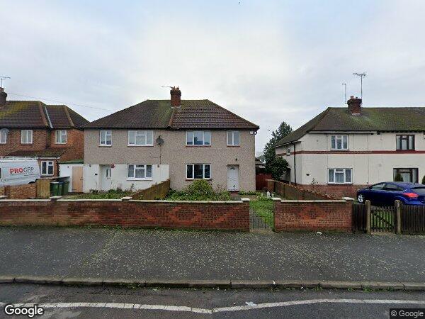 House Mayplace Avenue in Greater London